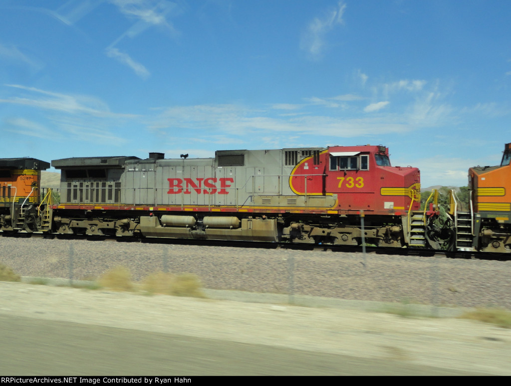 BNSF 733 Westbound